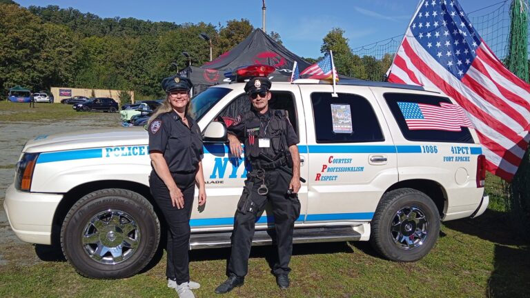 2003 Cadillac Escalade (Police), Foto 4