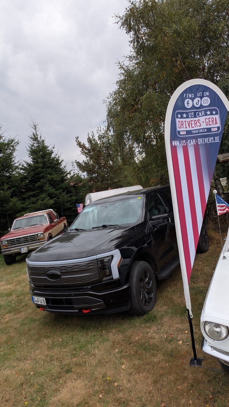 2023 Ford F150 Lightning, Foto 2
